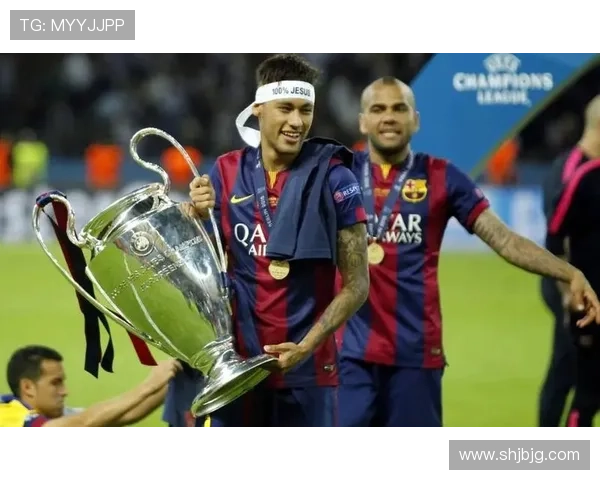 内马尔在巴萨三冠王赛季MSN体系中的战术角色解析