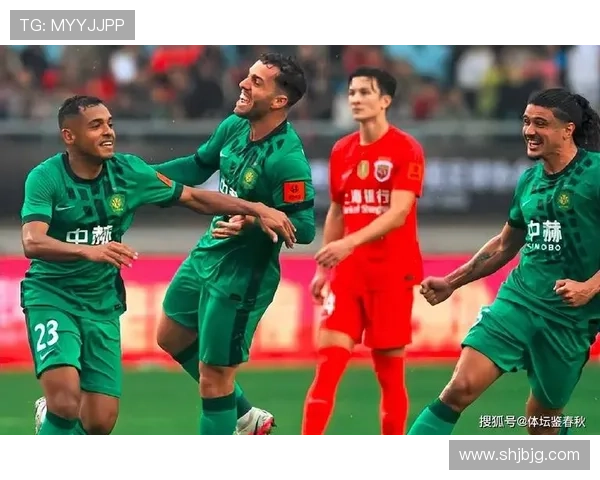 国安防守漏洞频出，当前赛季站位混乱与能力压力并存，防线稳定性面临考验