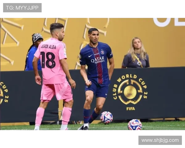 强强对话中巴黎圣日耳曼越踢越被动，真问题藏不住了？