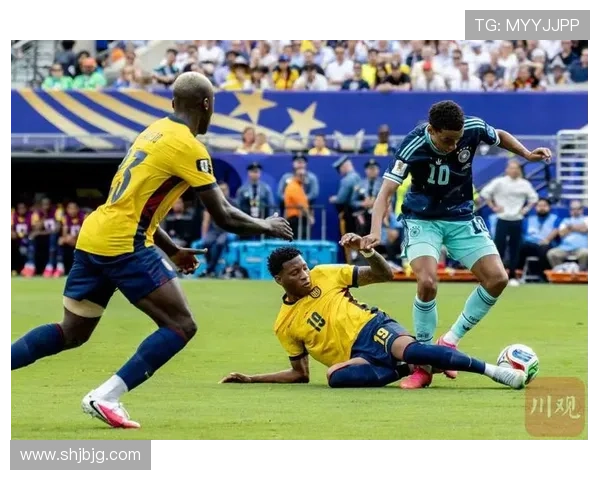 厄瓜多尔2-1德国：世界杯E组末轮战报